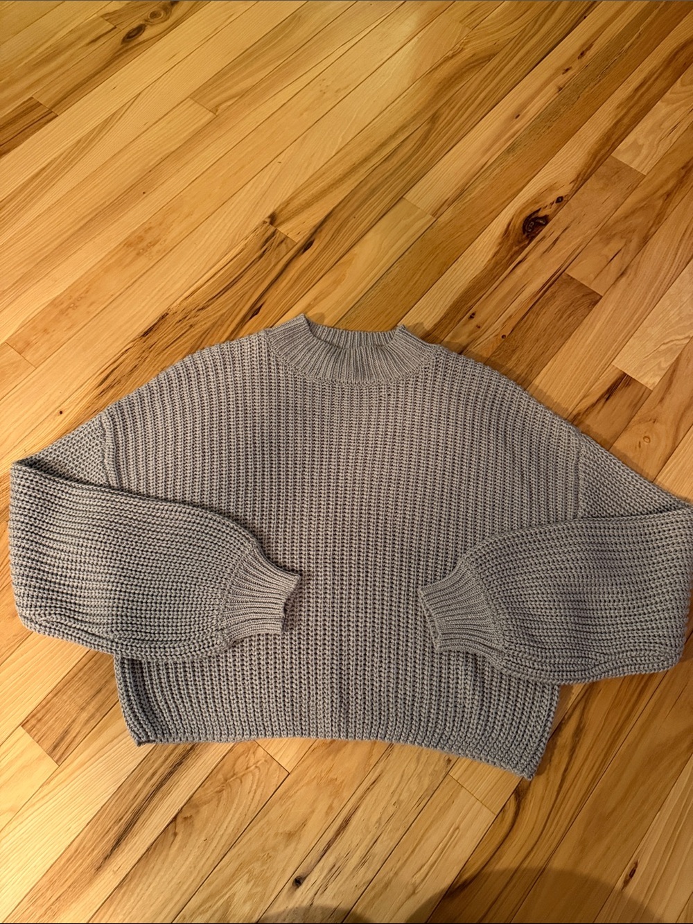 Forever 21 Light Gray Waffle Knit Crewneck Sweater